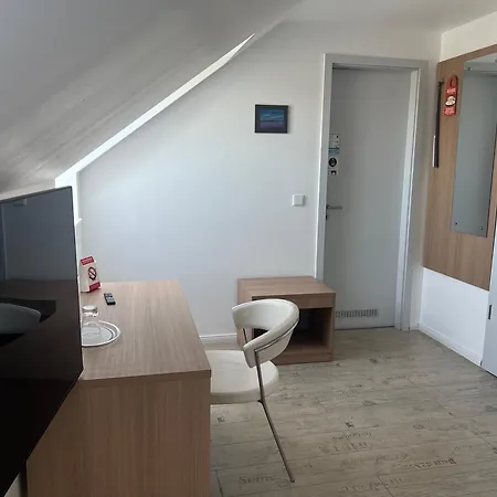 Parkhotel Putbus - Renoviert Seit Februar 2025 Buitenkant foto
