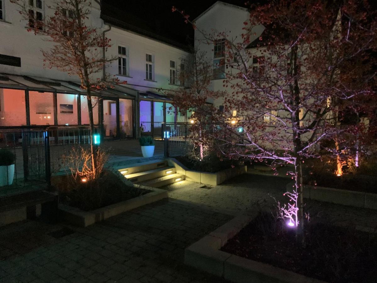 Отель Parkhotel - Renoviert Seit Februar 2025 Путбус